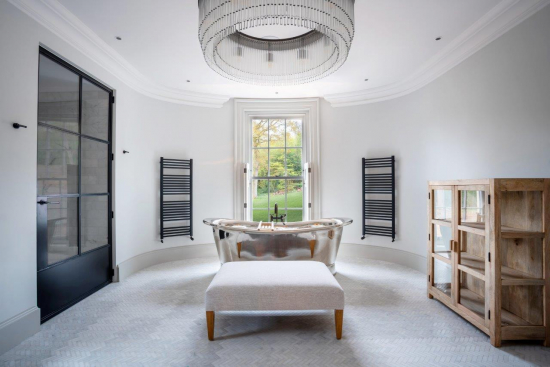 Surrey Family Home - interior MasterBath